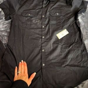 𝅺MENS REACTION kennith Cole button up shirt